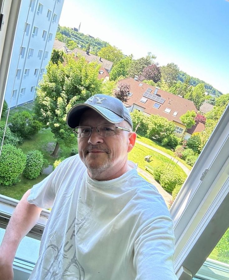 Richard Barlow, 71